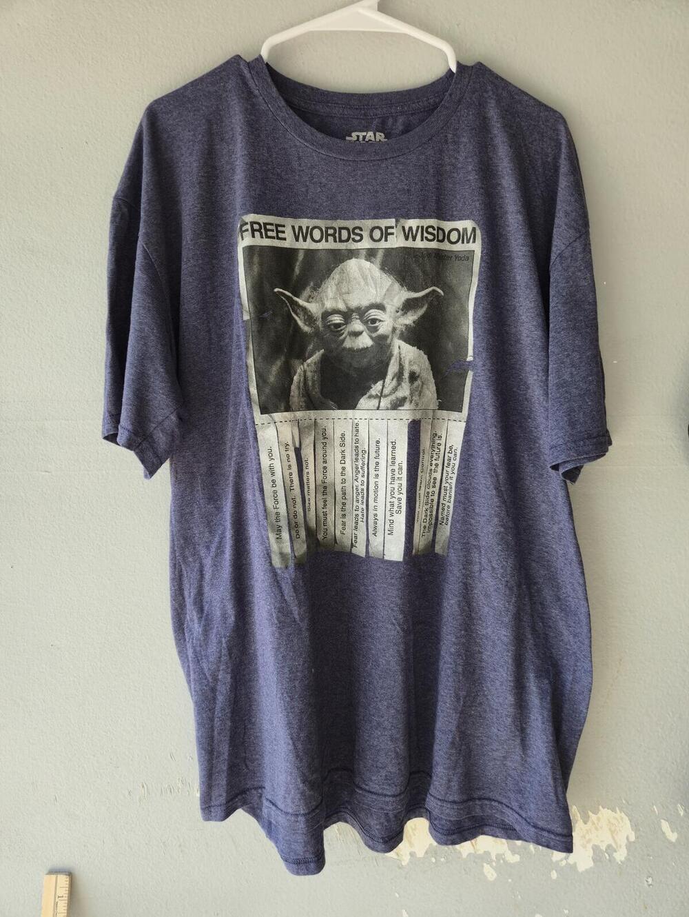 Star Wars Yoda Graphic T-Shirt 2XL